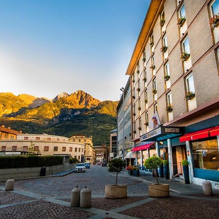 Duca D'Aosta Hotel Exterior foto