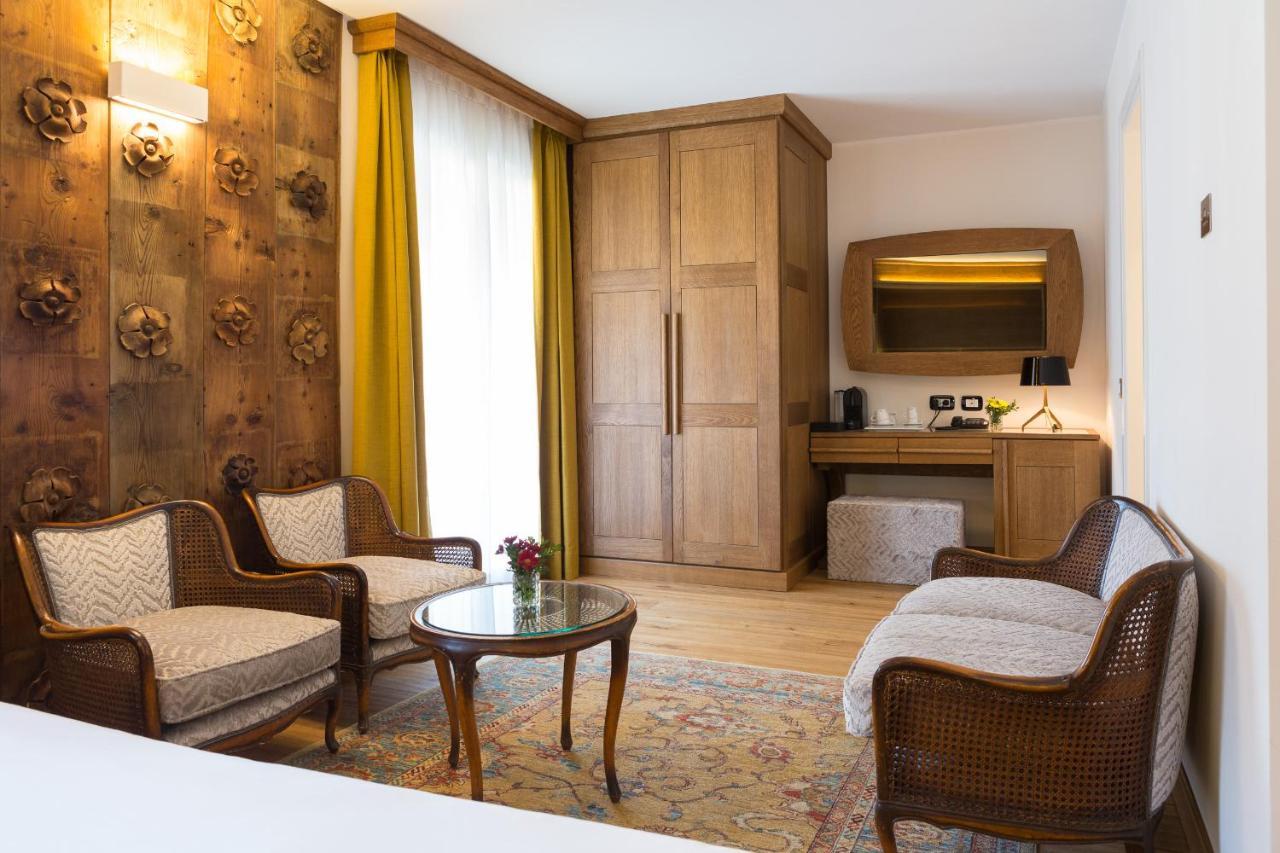 Duca D'Aosta Hotel Exterior foto